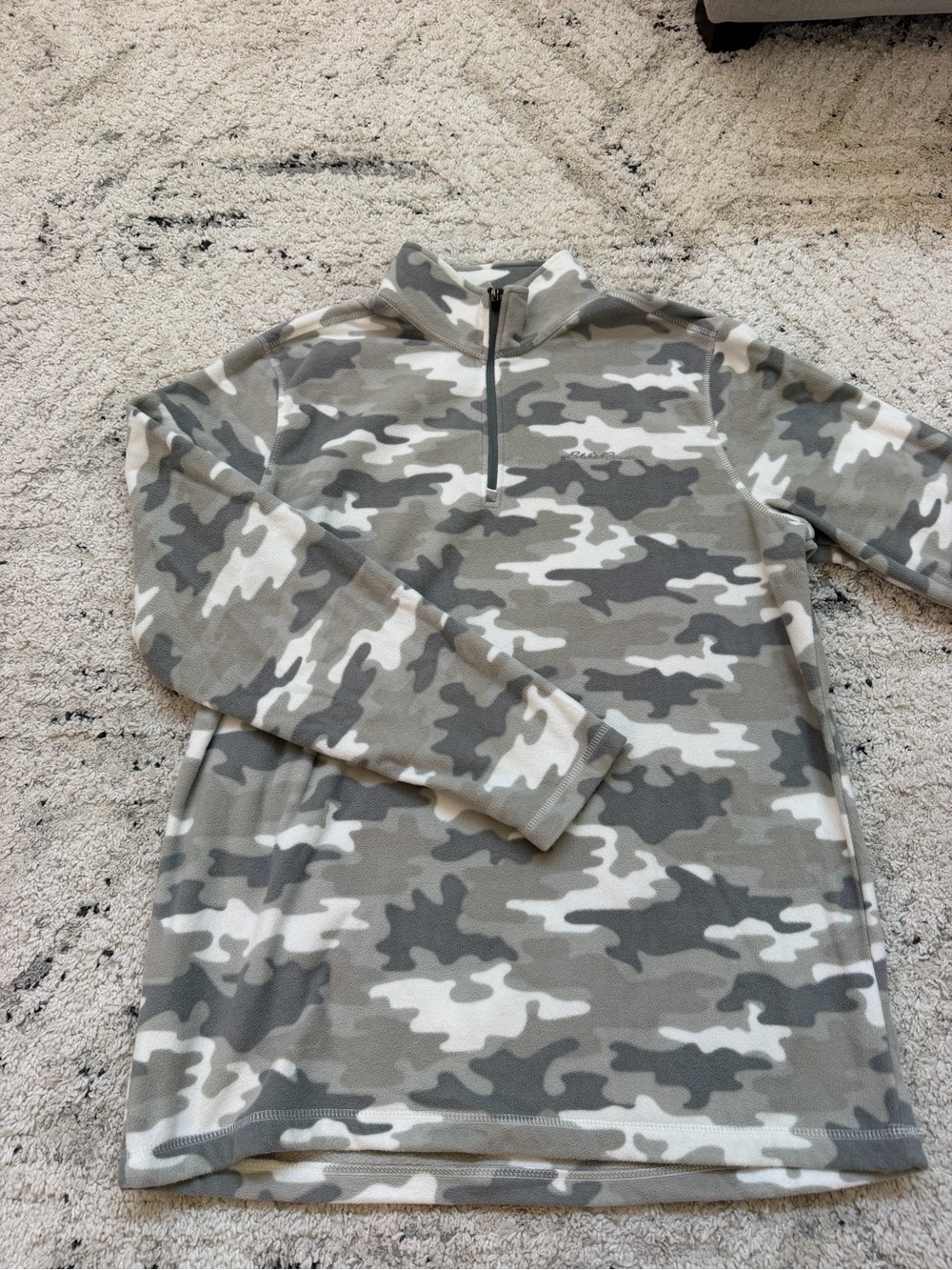 Eddie Bauer Men's Camouflage Half-Zip Thermal Pullover - Gray Camo